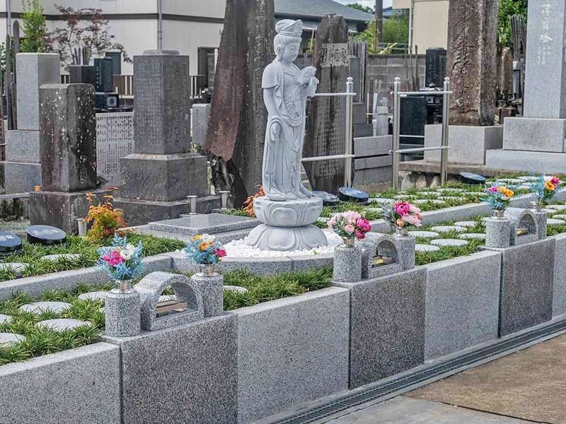 伊勢原みちびき樹木葬墓地