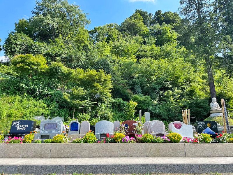 八王子高尾「光とガラスの花壇墓地」花ごころ