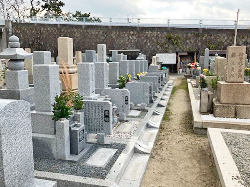 小松墓地