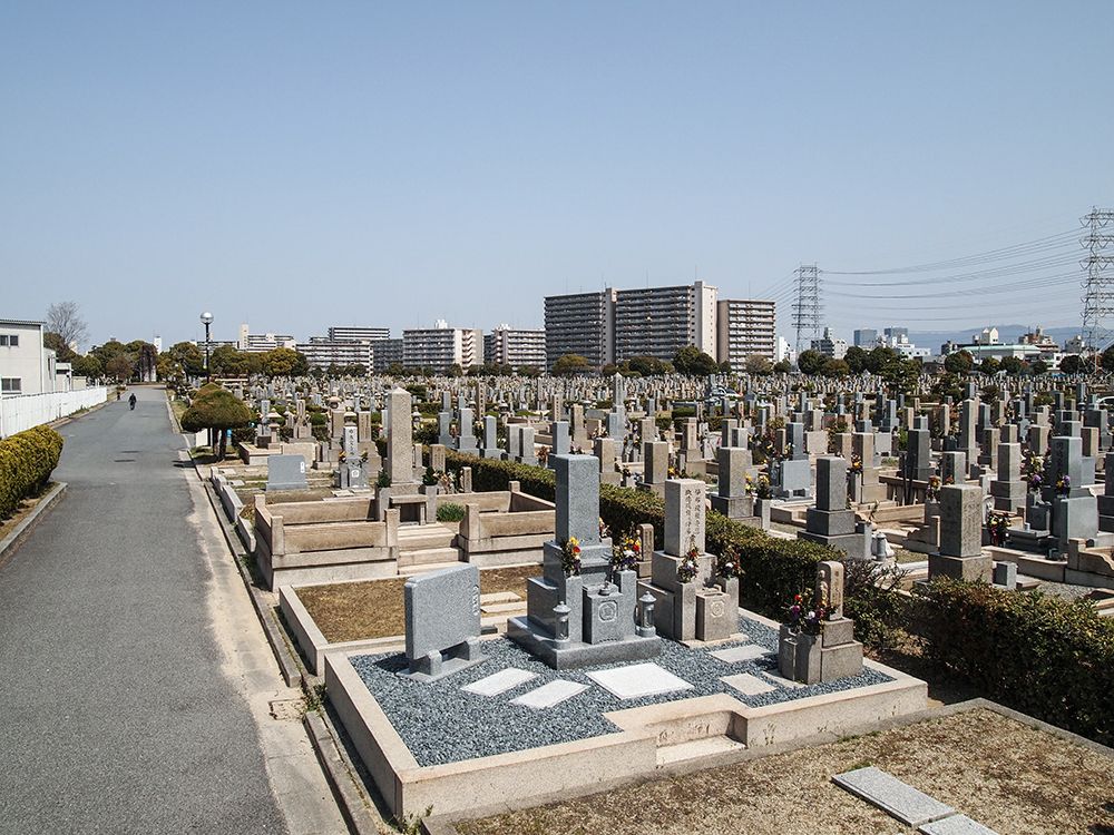 瓜破霊園 墓地の全景