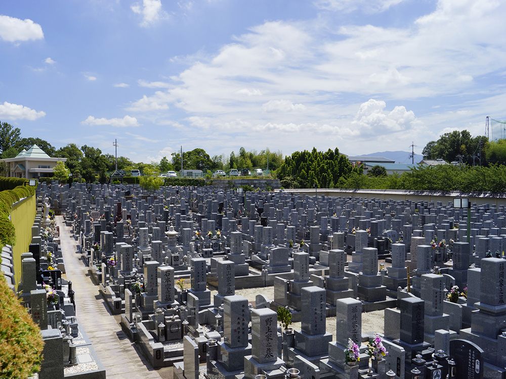 美原ロイヤルメモリアルパーク　苑内全景