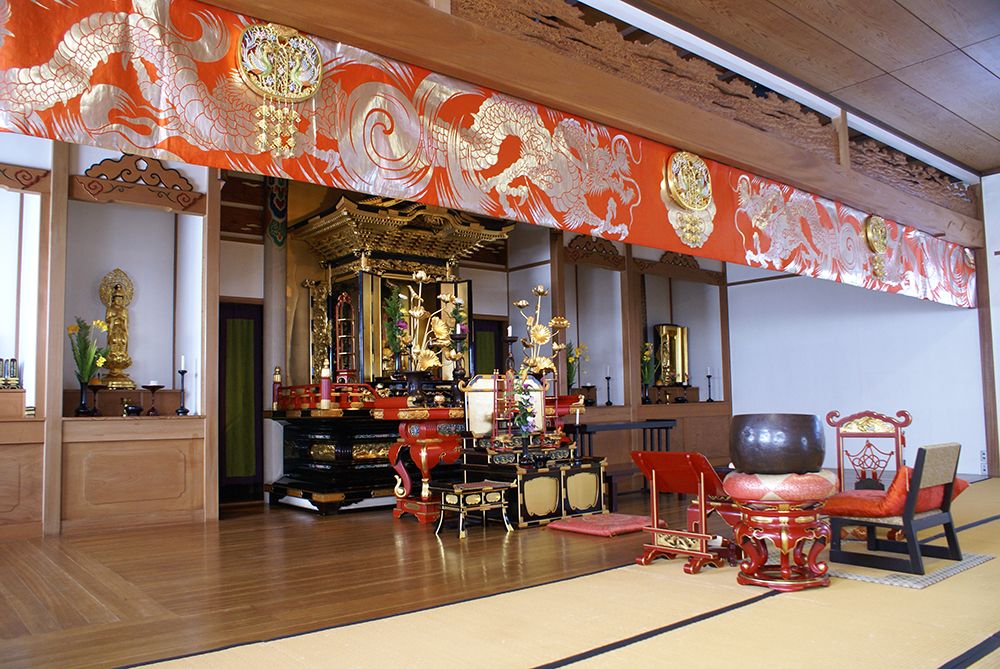 良運院墓地