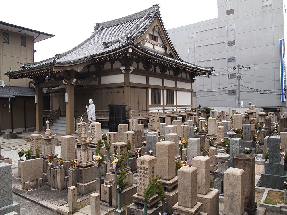 安楽寺墓地