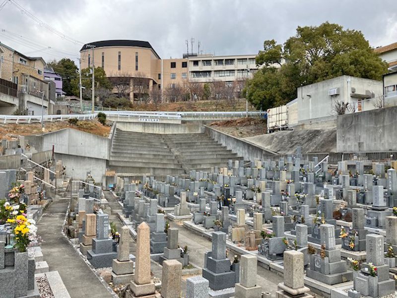 徳井墓地