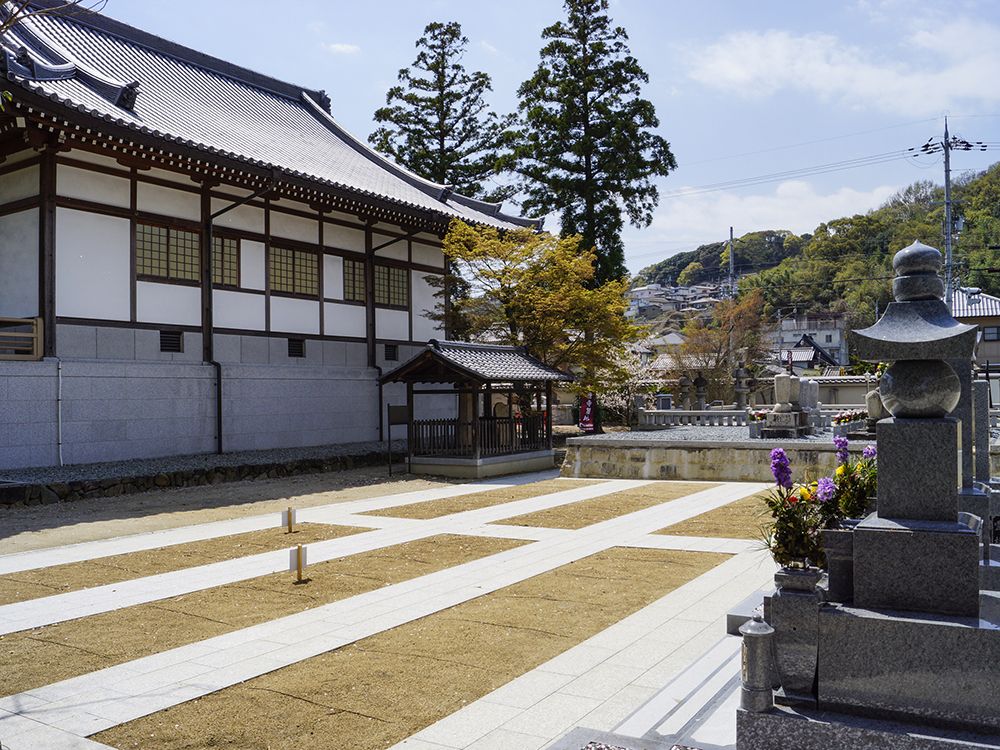 達磨寺墓地