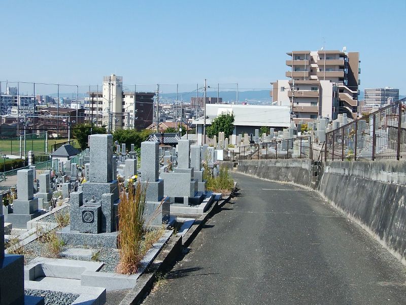 寝屋川市美井霊園