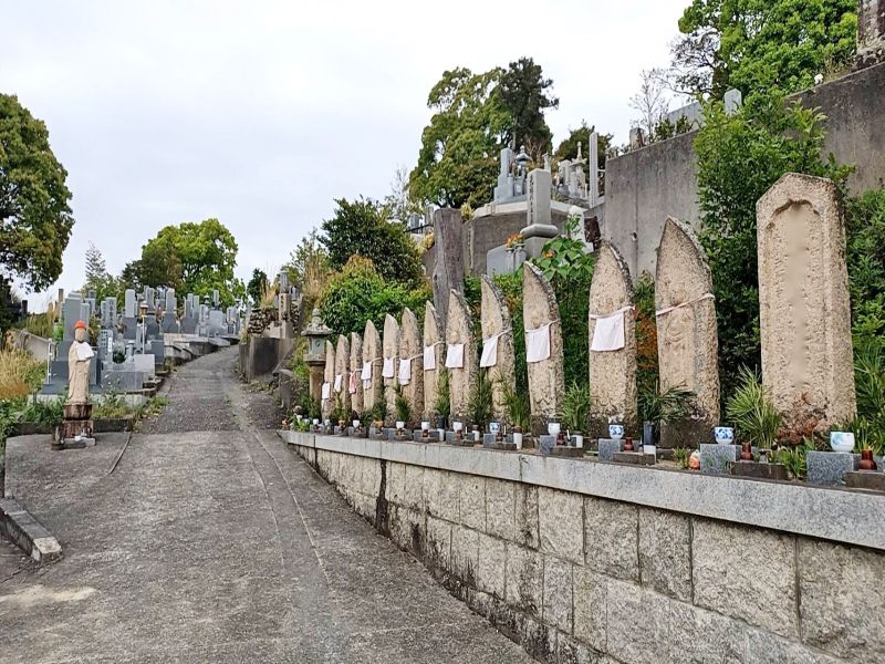 信達市場共同墓地