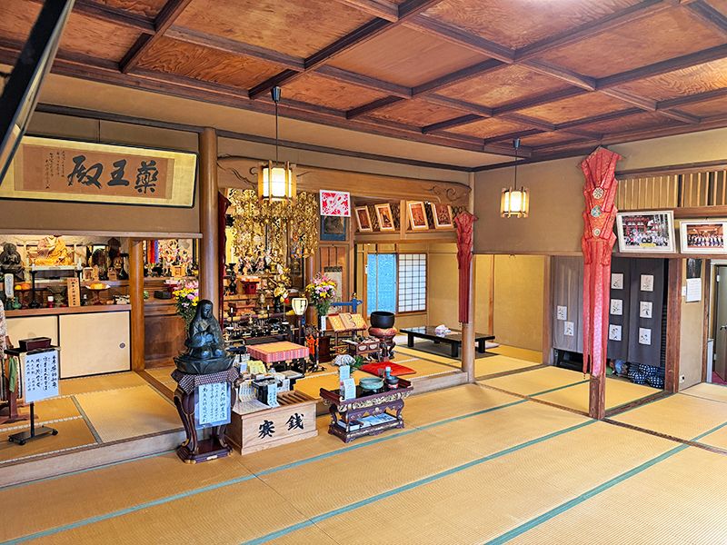 藥王寺 のうこつぼ