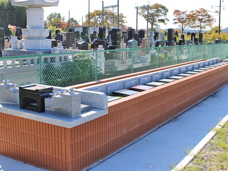 徳成寺墓地