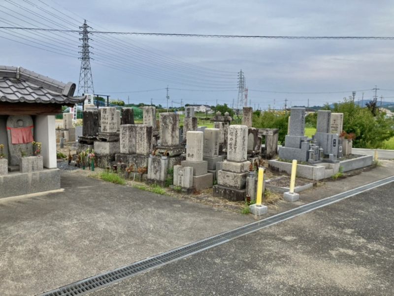 一須賀共同墓地