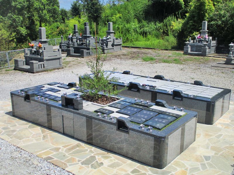 円山あんのん墓苑