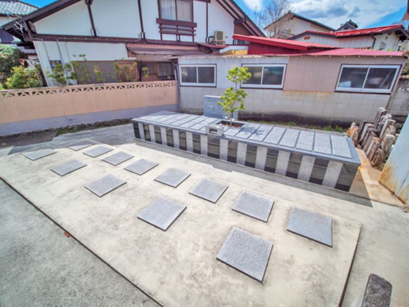 石原町本郷共同墓地