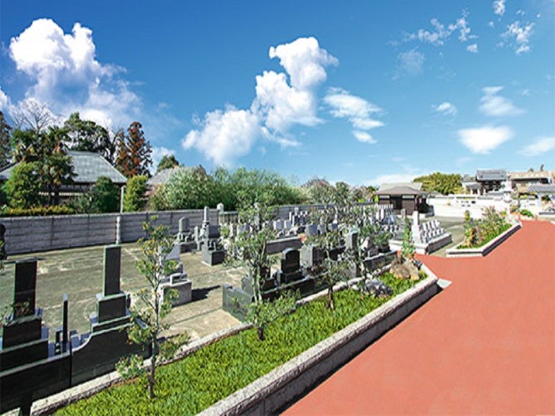 光輪霊園　緑に囲まれた開放的な墓域