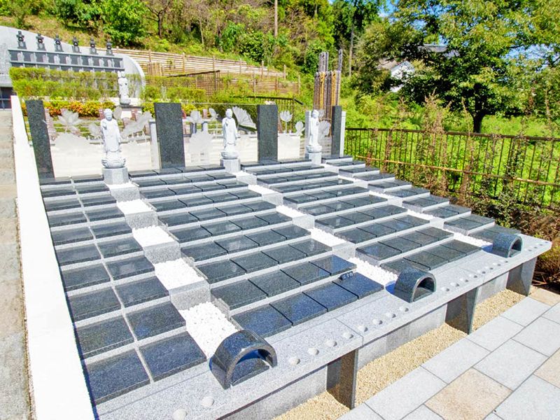 金澤寺墓苑