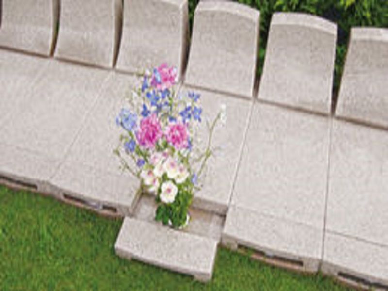 悠久の碑 八王子梅洞寺　独立型墓所「温」