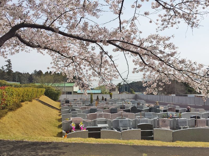 メモリアルガーデン悠久の丘