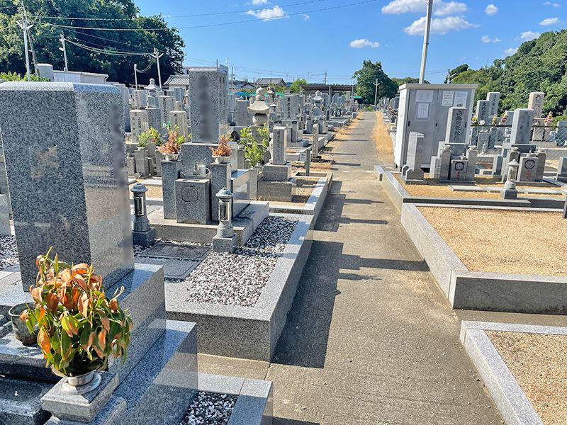 野中共同墓地