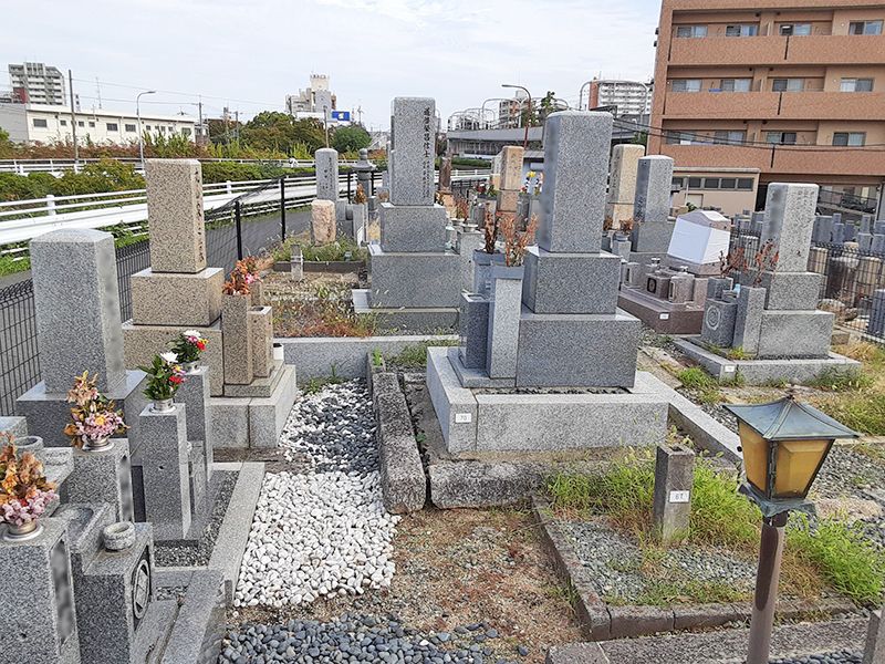 上中木田町共同墓地