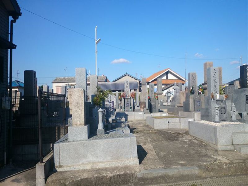 黒山共同墓地　整備された区画