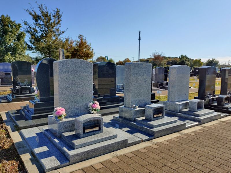 グリュック墓所です。海外の公園墓地のような雰囲気です。