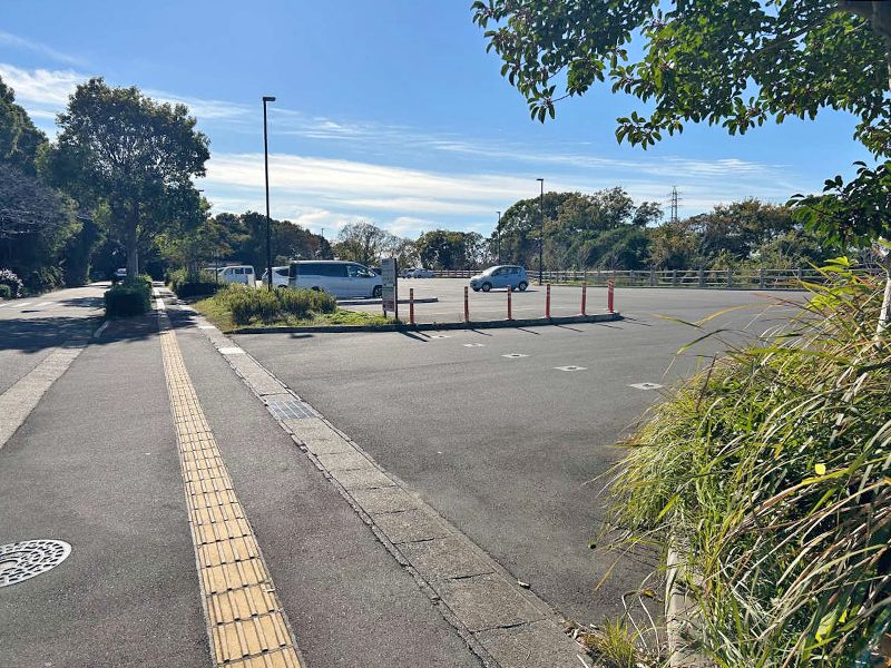 半田市営 成岩墓地