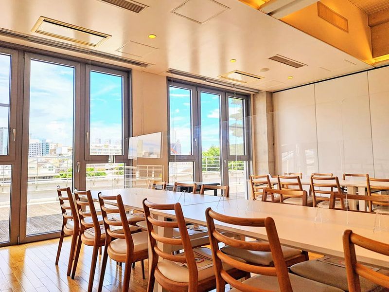 会食もできる客室