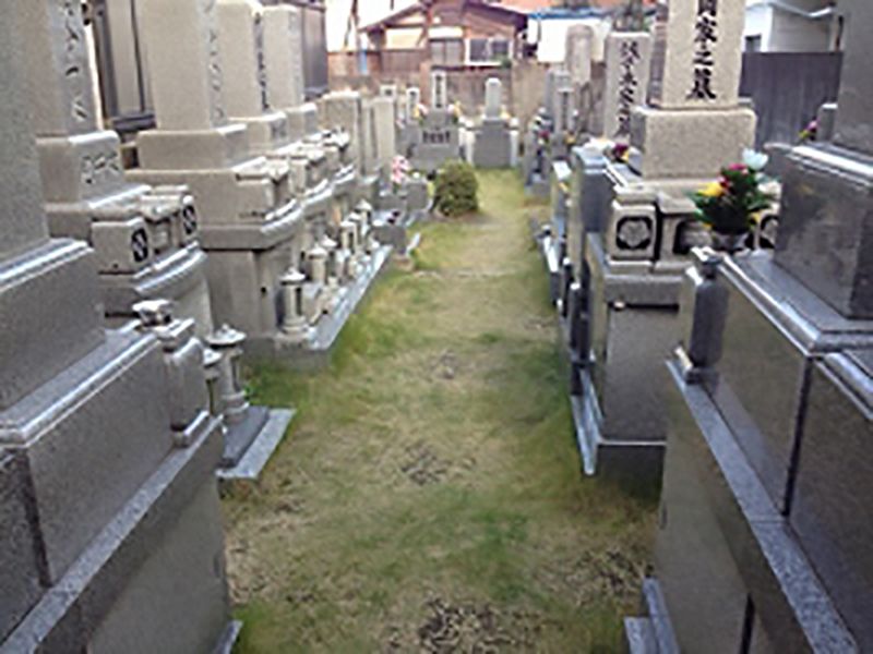 光明院墓地