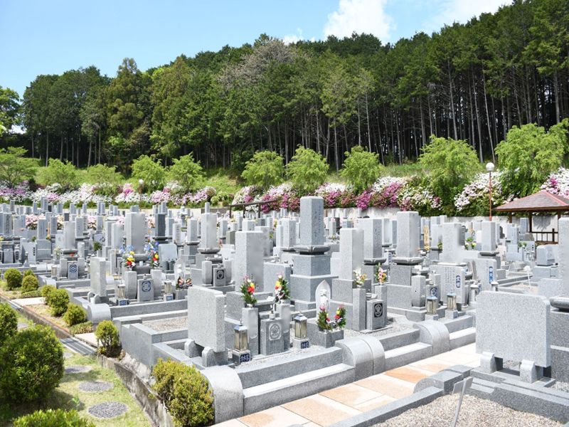壷阪山霊園