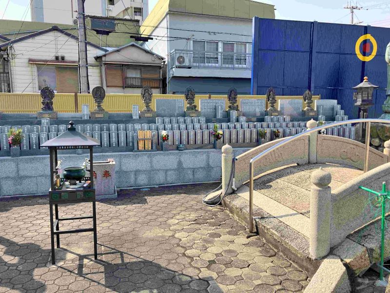 満福寺墓地