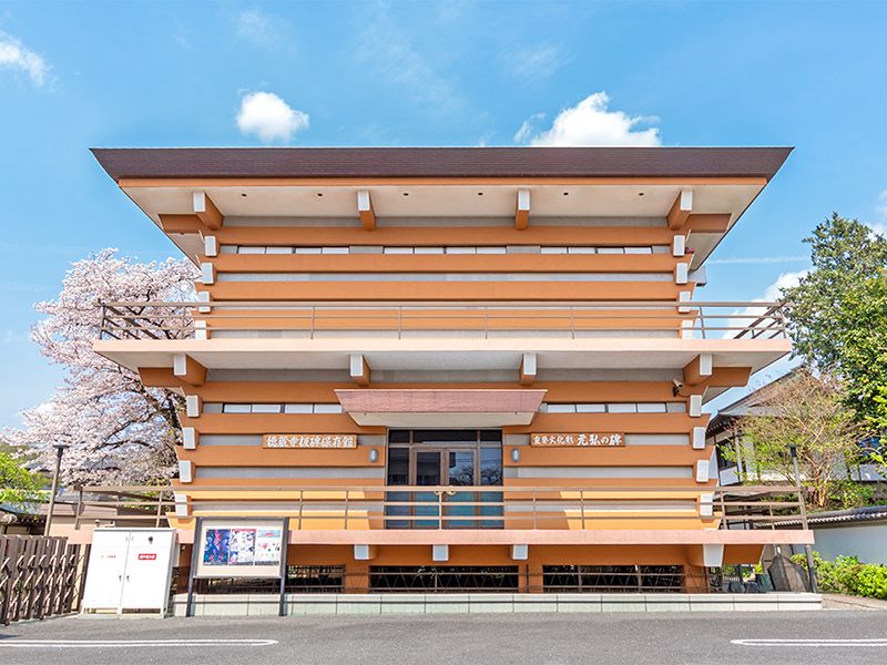 寺院建物の外観