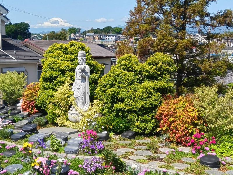 ロイヤル藤沢長後樹木葬墓地