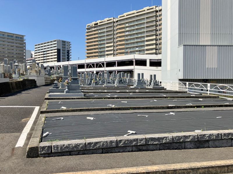野路岡田墓地