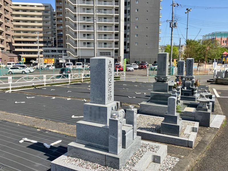 野路岡田墓地