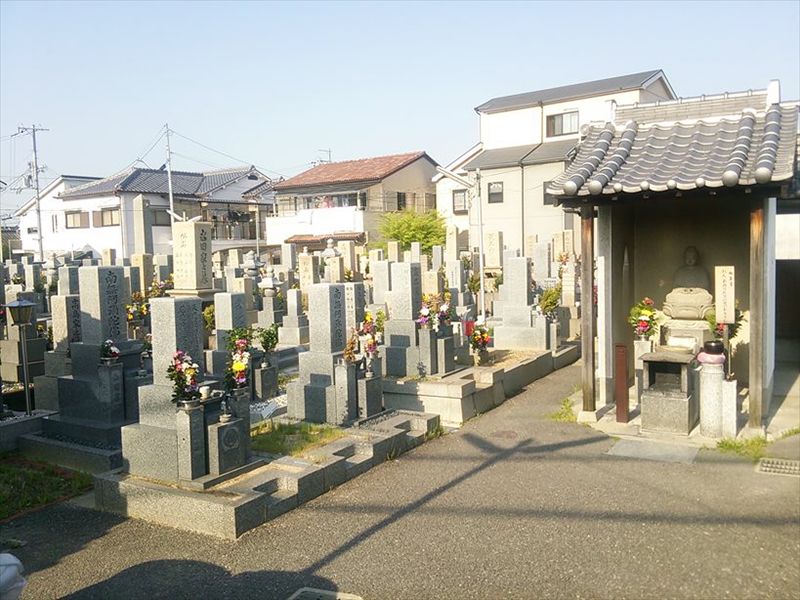 天美中央霊園
