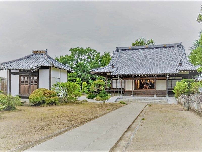 観音寺墓苑