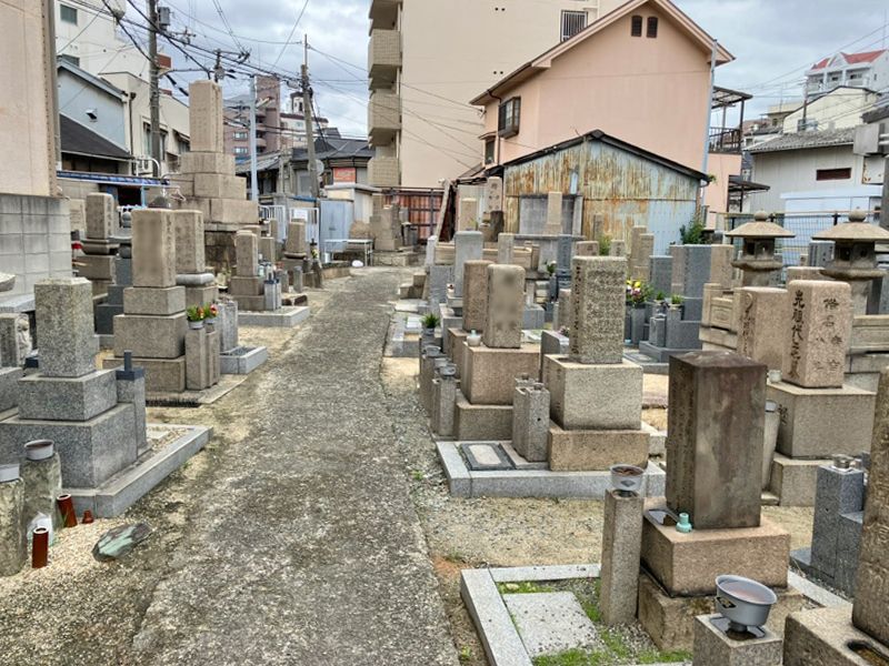 大今里墓地