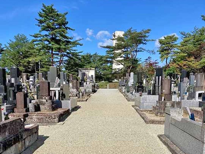 一般墓が建立される園内風景
