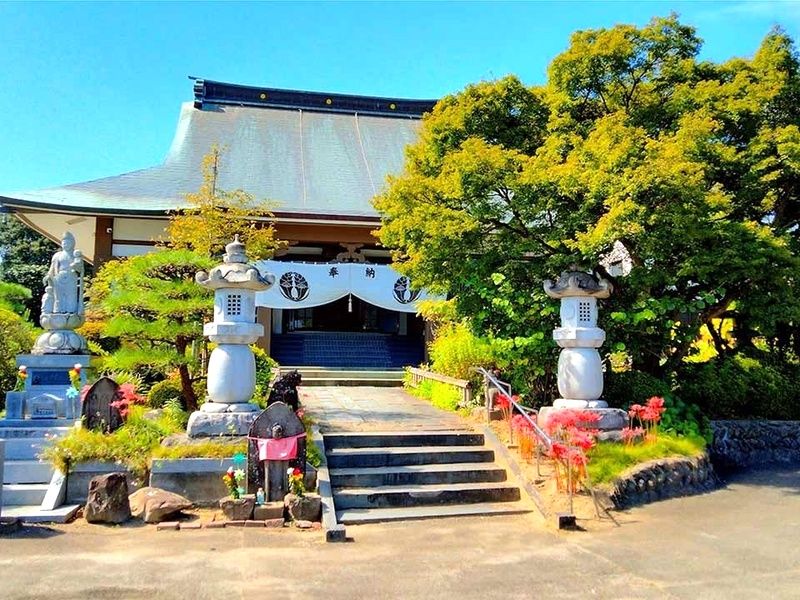 充国寺本堂
